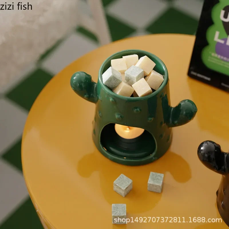 サボテンセラミックアロマセラピーストーブ エッセンシャルオイ - Wax Melt Burner のレビューと価格